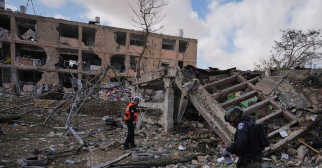 Missile Attacks in Southern Israel Injure More than 100 People