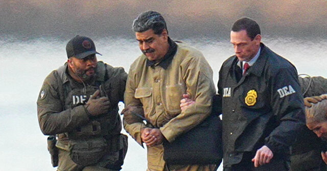 Nicolás Maduro Urges "Unity and Forgiveness" in Palm Sunday Message