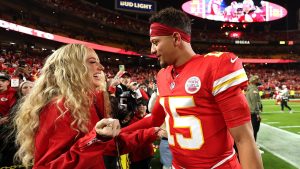 Patrick Mahomes' wife honored with induction into her school's sports Hall of Fame