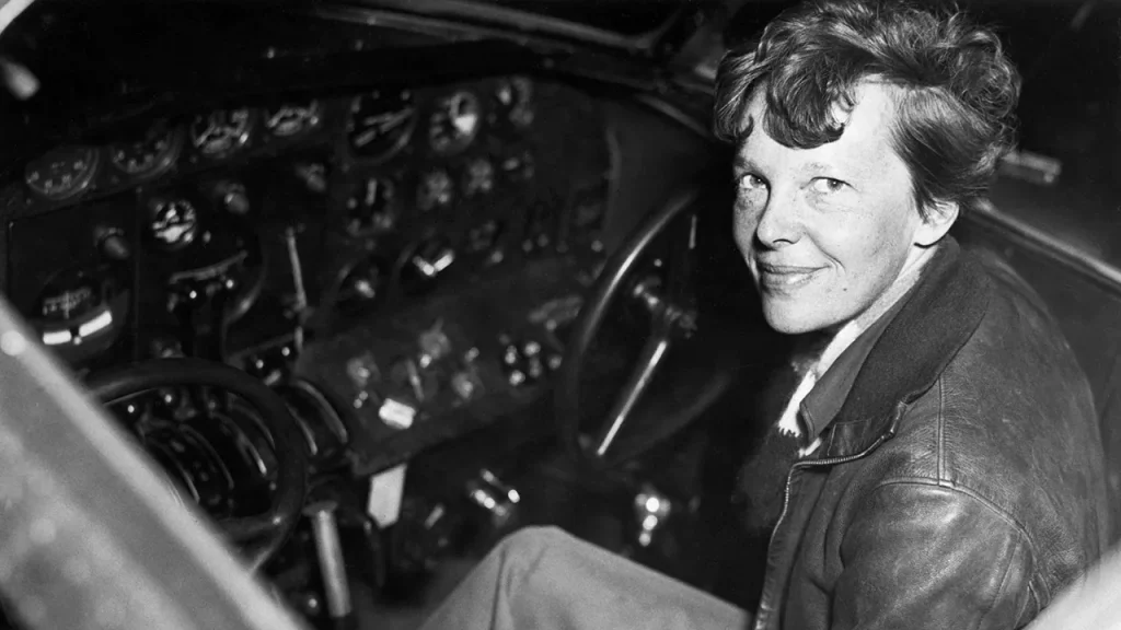 Pilot suggests that a Google Earth image might reveal Earhart's missing aircraft on a Pacific island.