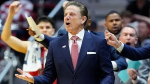 Pitino critiques NCAA press conference setup after St. John's Sweet 16 departure