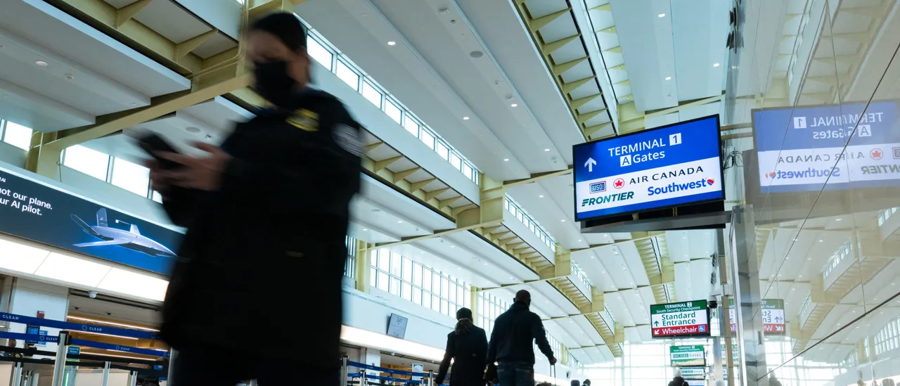 'Powerful Smell' Halts All Flights At 3 Major Airports Close To DC