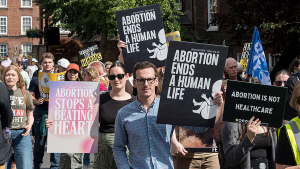 Pro-life advocate criticizes UK law protecting women from penalties for late-term abortions