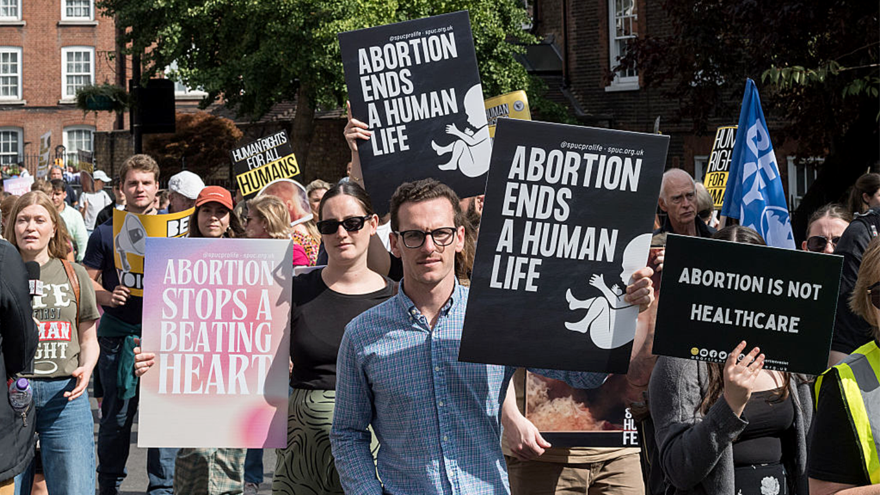 Pro-life advocate criticizes UK law protecting women from penalties for late-term abortions