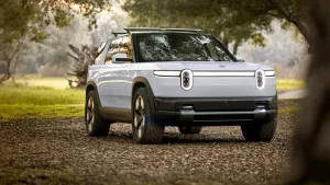 Rivian and Uber unveil a $1.25 billion partnership for robotaxis in 25 cities