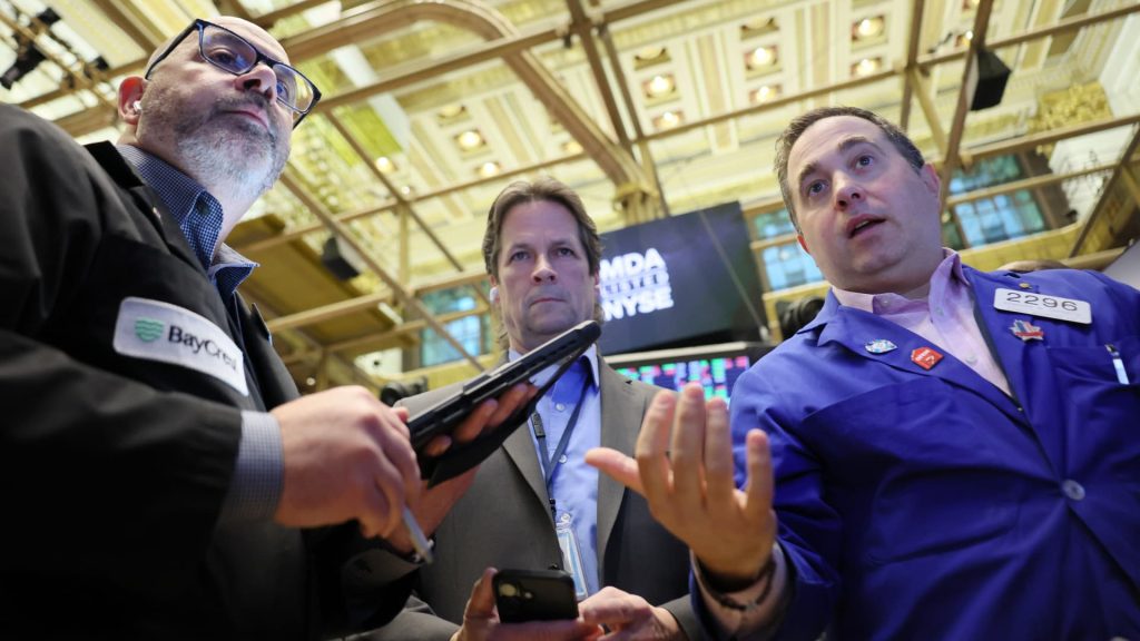 S&P 500 futures remain steady as important inflation data nears; traders watch oil prices and the situation in Iran: Live updates