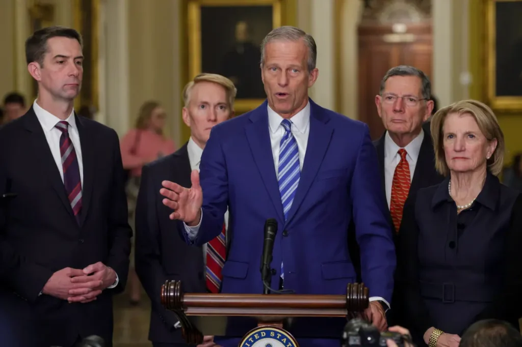 Senate moves forward with DHS funding in a last-minute agreement to prevent a shutdown
