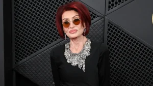 Sharon Osbourne believes musicians should avoid political speeches during award ceremonies.