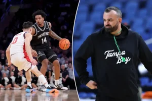 South Florida coach Bryan Hodgson leaves for Providence