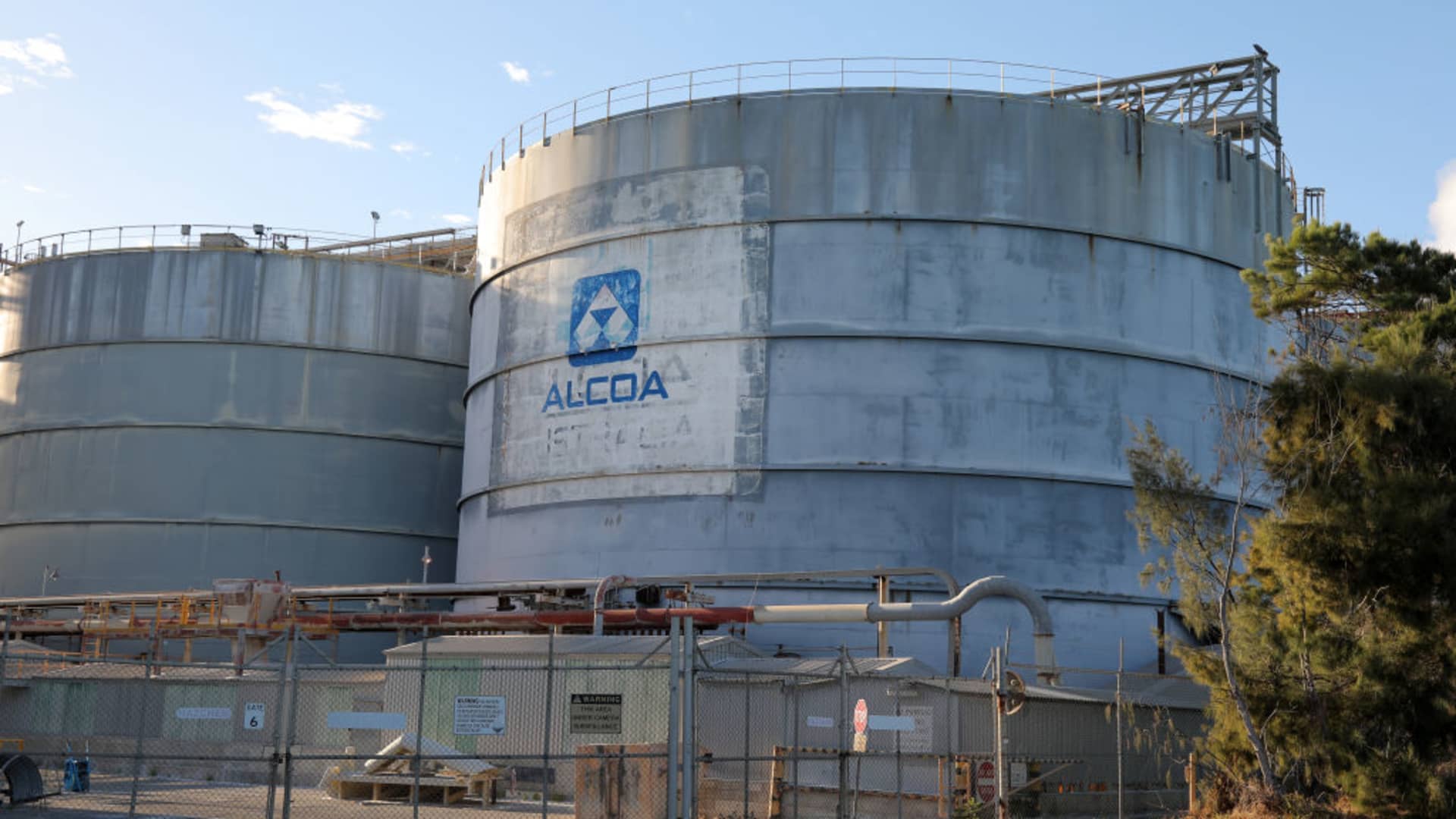 Stocks seeing the largest changes before the market opens: Sysco, CrowdStrike, Alcoa and others