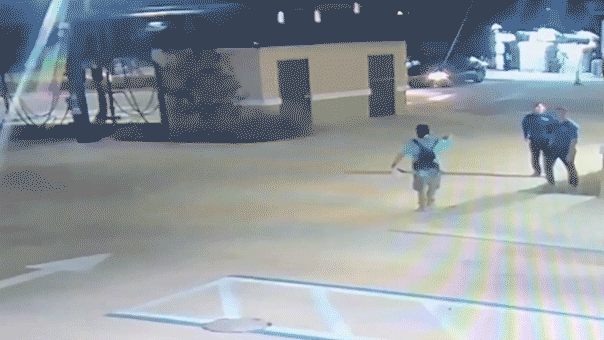 Teen trained in MMA tackles man with an axe at Florida car wash, captured on video