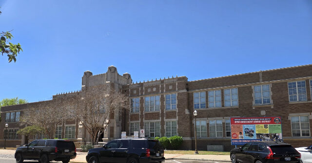 Texas School Expels Telemundo Team Inquiring About Threats to Students