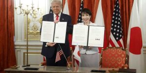 The American elite believed in global trade, while Japan relied on what was real.