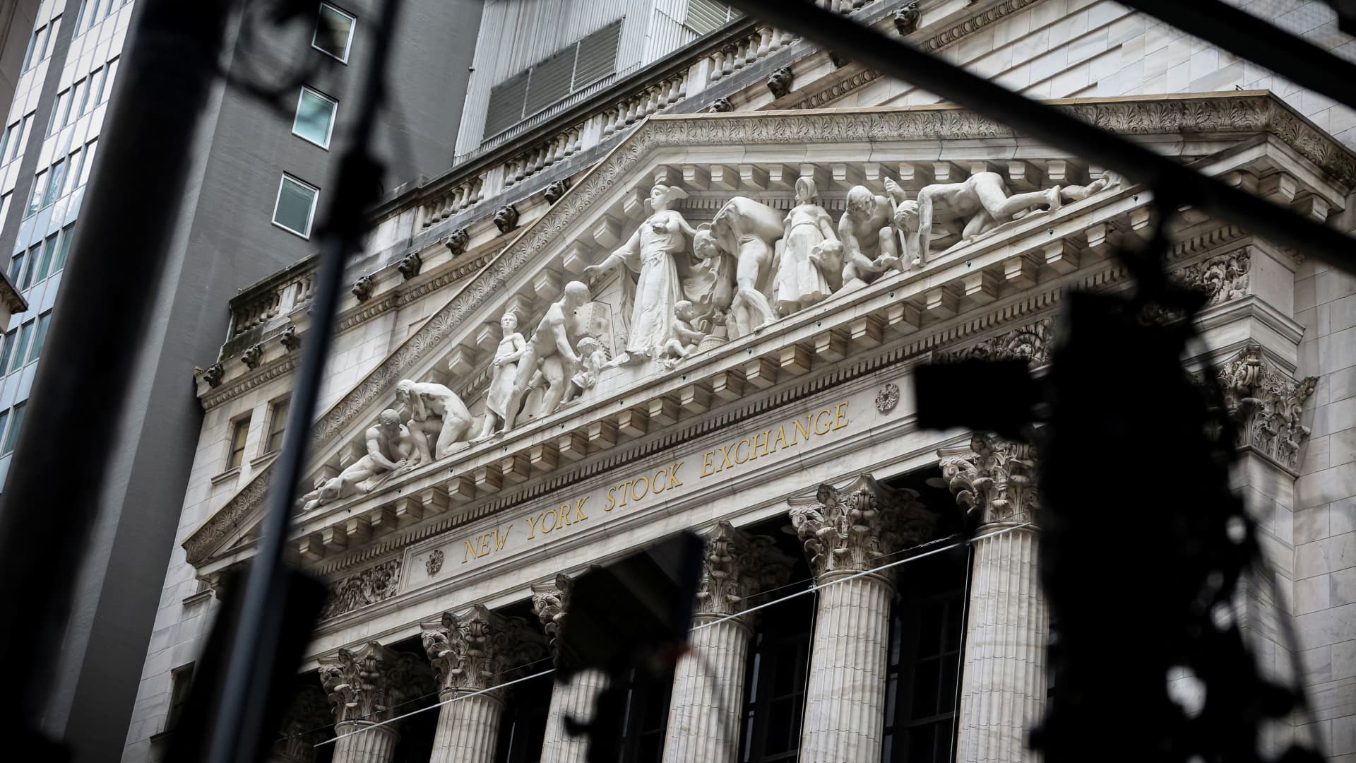 Three factors that contributed to another difficult week for stocks