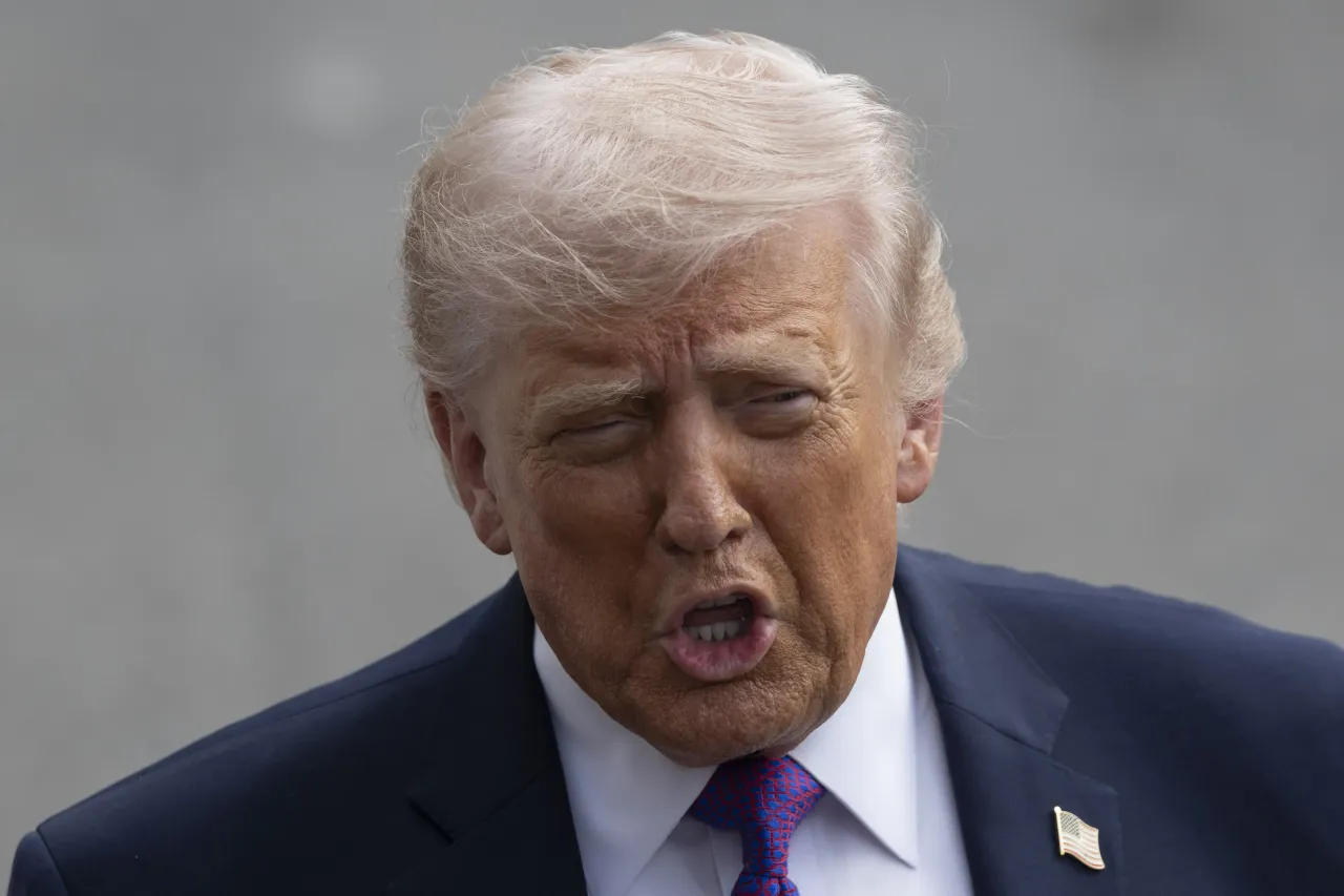 Trump Fully Embraces Bitcoin, Promises US Leadership in Crypto and AI