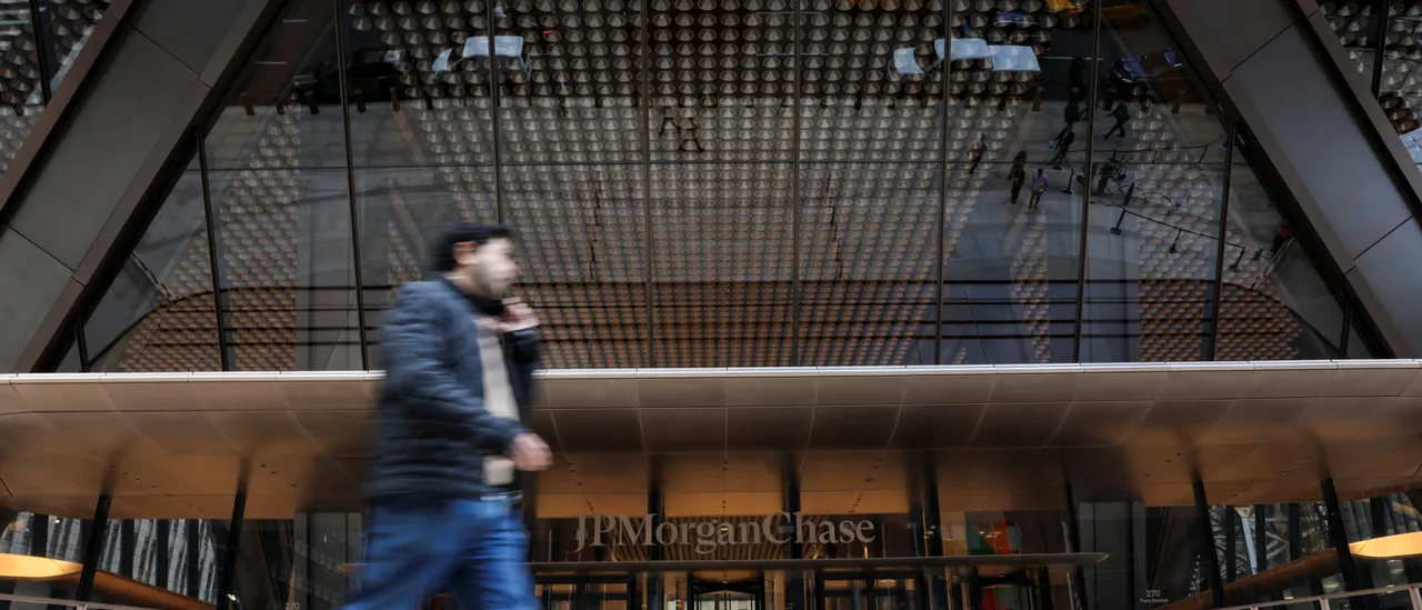 Trump's Plan Eases Bank Rules from the Recession