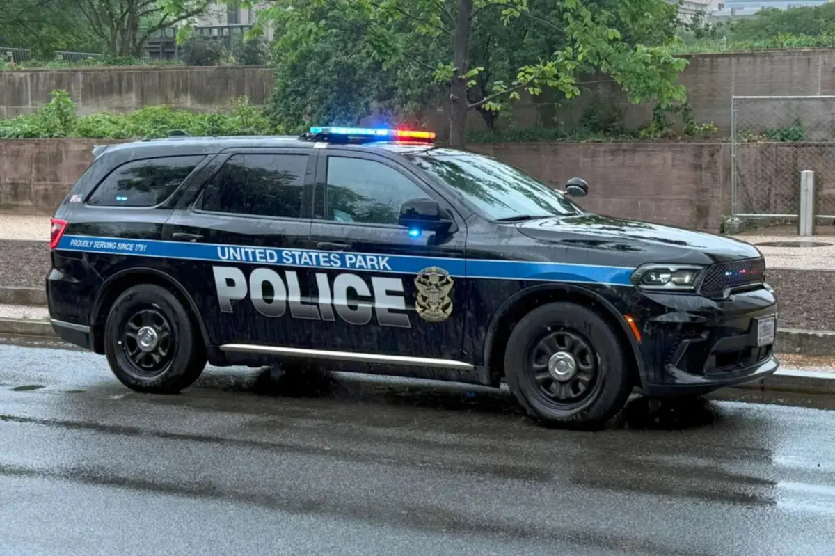 Undercover officer with US Park Police attacked and shot in DC, according to authorities.