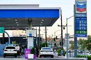 Unusual map reveals California's high gas prices in comparison to the rest of the US