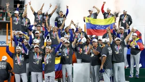 Venezuela claims its first WBC title; final attracts a record 10.7 million viewers