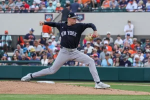 Warren's change on the Yankees' mound is showing positive results already