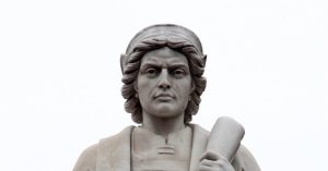 White House Reinstalls Columbus Statue Vandalized by Activists