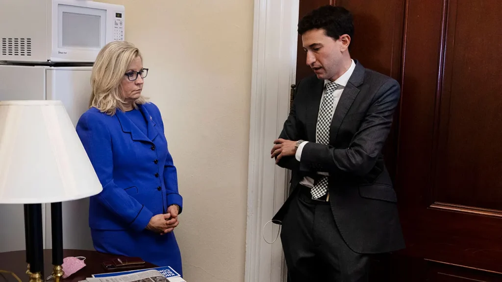 White House hesitates on new CBS employee due to connection with Trump opponent Liz Cheney