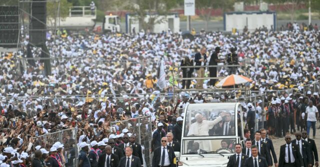 100,000 People Gather for Pope Leo XIV's Outdoor Mass in Angola