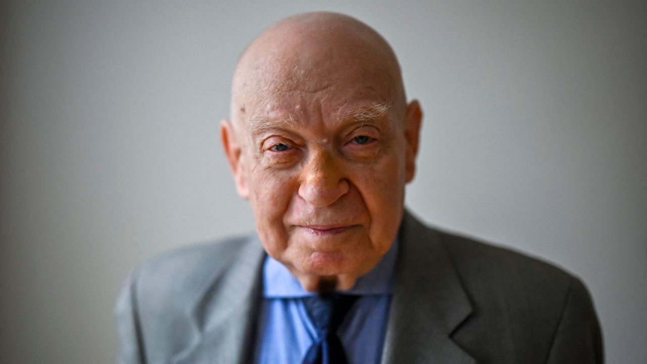 86-year-old Holocaust survivor faces difficulties with housing expenses in New York