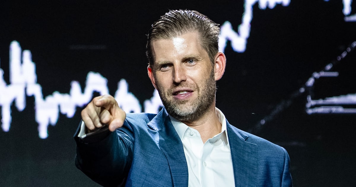 A leading investor in the Trump family’s cryptocurrency business is now expressing criticism.