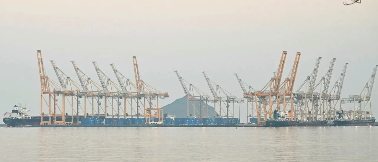 Alternative Solutions to the Current Situation in Hormuz are Necessary