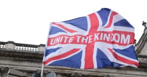 Anti-Islam Activist Promises to Arrive in the UK by Boat Despite Government Ban