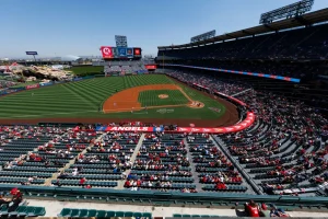 Area of Angel Stadium closed due to rodent problem