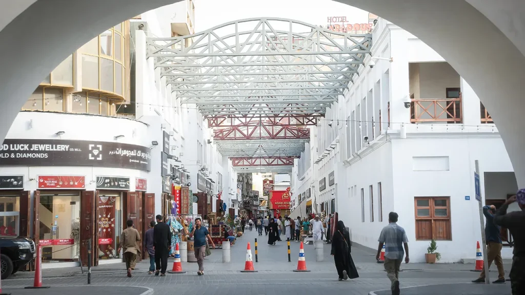 Bahrain's US embassy advises Americans to stay indoors due to Iranian threats