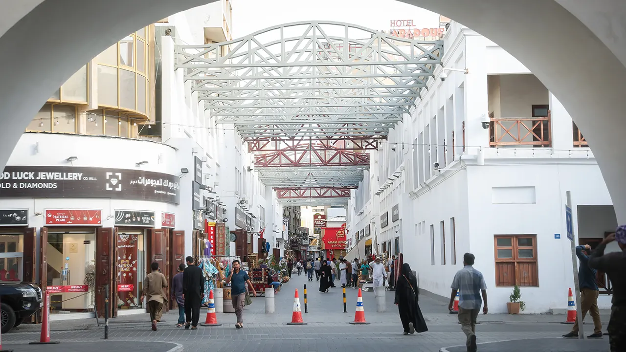 Bahrain's US embassy advises Americans to stay indoors due to Iranian threats