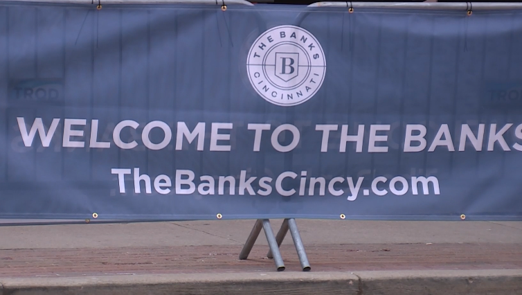 Banks to restart 21+ policy on Fridays and Saturdays in public plaza area