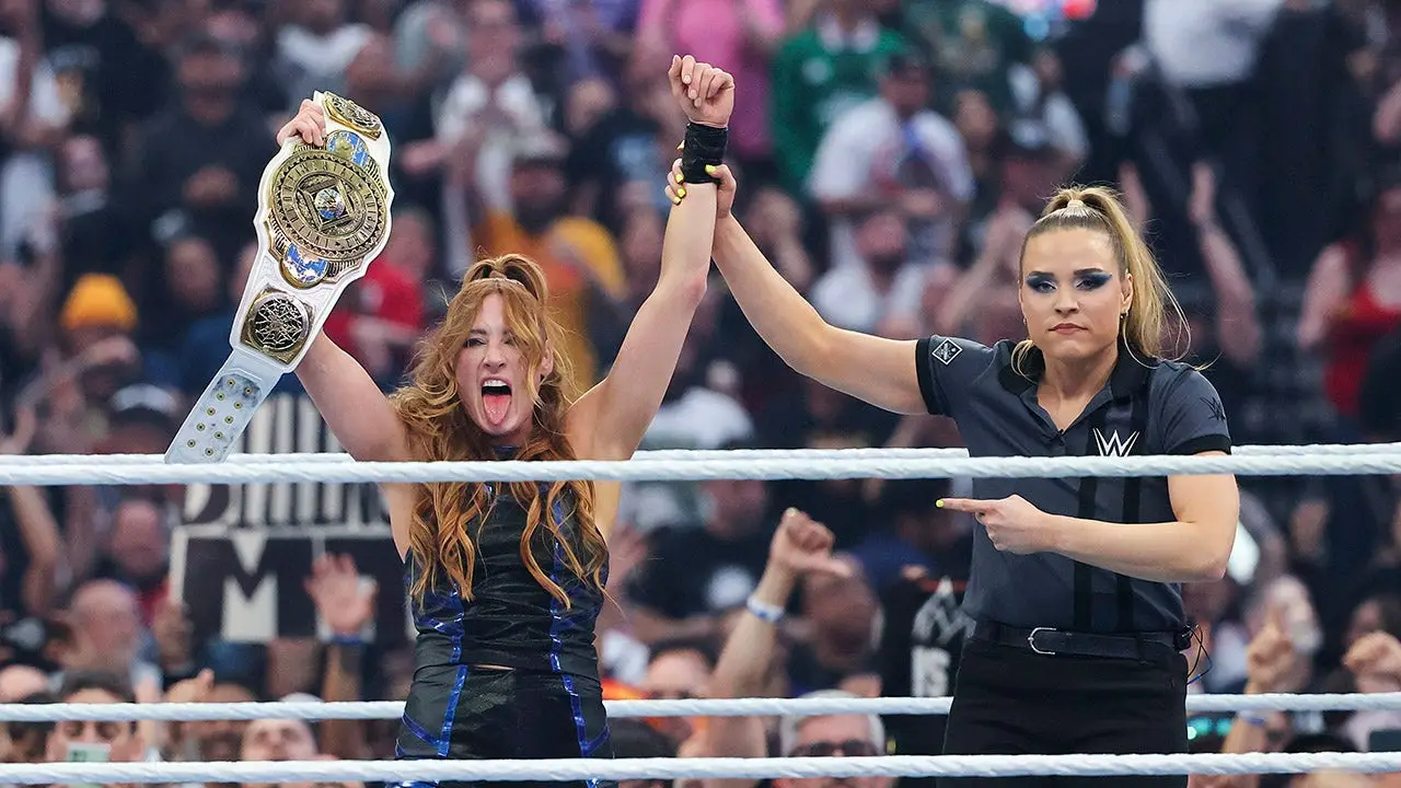 Becky Lynch wins Women's Intercontinental Championship for the third time at WrestleMania 42