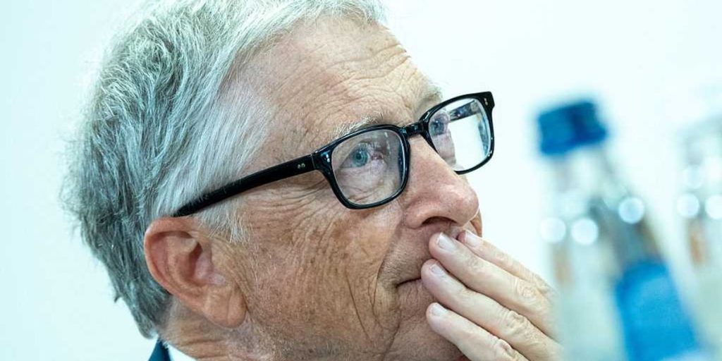 Bill Gates' situation worsens with Epstein investigation and foundation job cuts