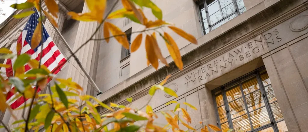 Bipartisan Senators Raise Concerns About Privacy Risks Linked To FISA Renewal