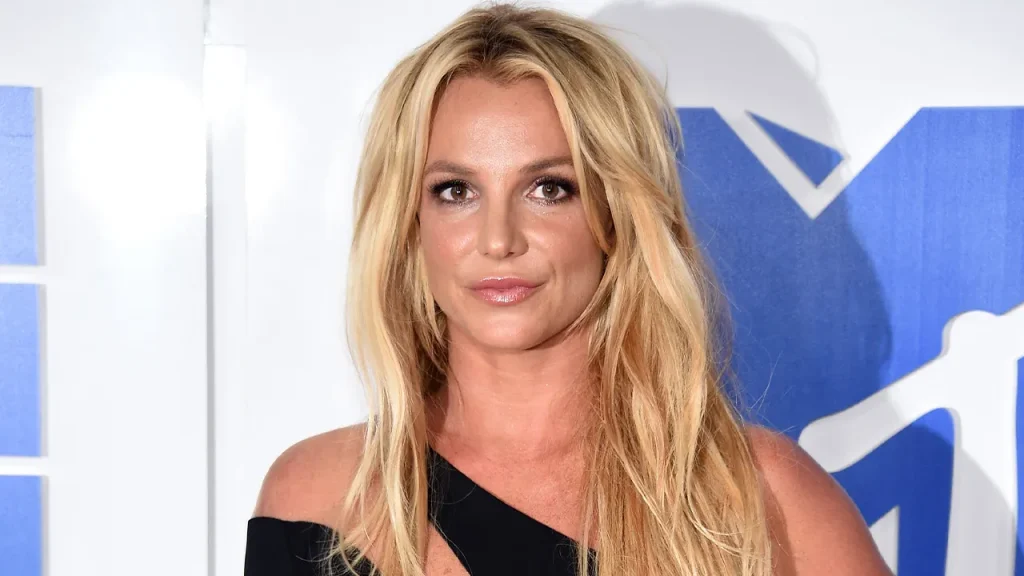 Britney Spears chooses to enter rehab for care.