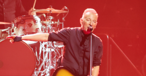 Bruce Springsteen Transforms Concert into a 3-Hour Anti-Trump Talk