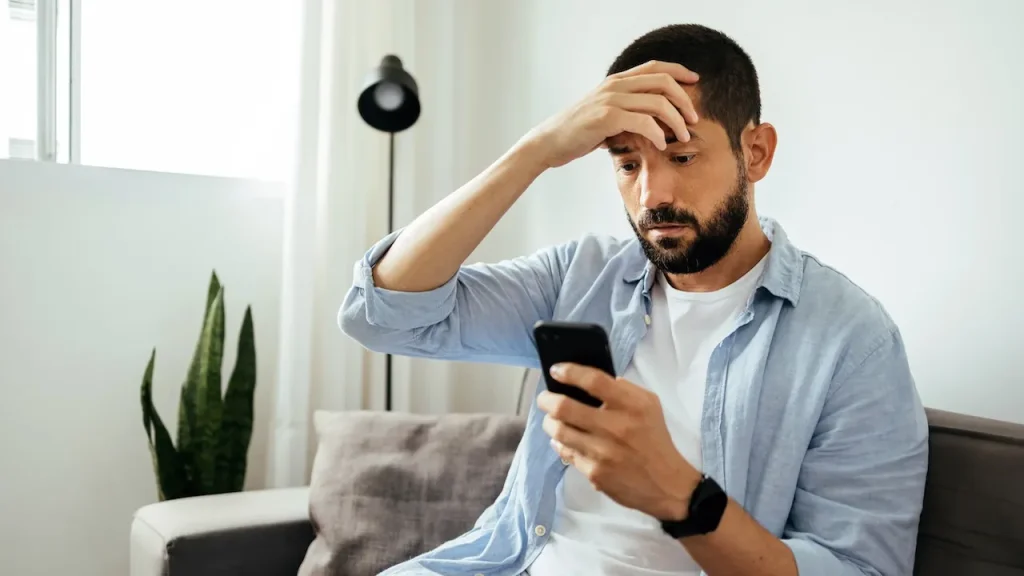 CISA and FBI alert about phishing scams aimed at WhatsApp and Signal