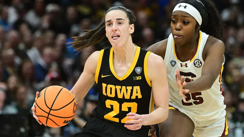 Caitlin Clark's new teammate in Fever was previously dismissed by her in college.