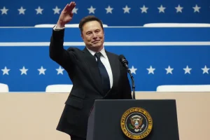 California apologizes to Elon Musk as SpaceX lawsuit is resolved.