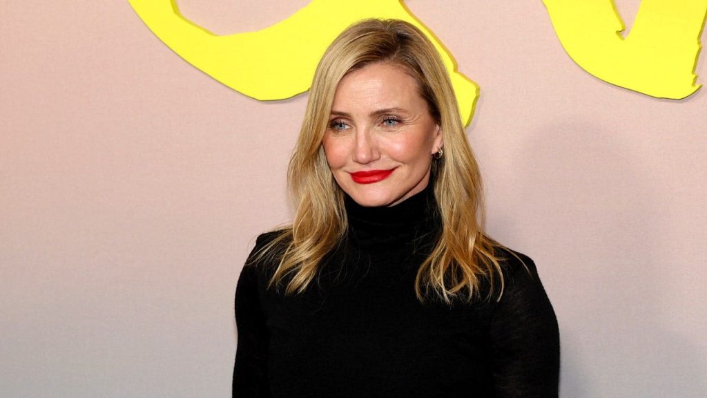 Cameron Diaz shares her top home etiquette pet peeve on the show.
