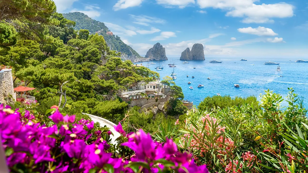 Capri's luxury island prohibits aggressive street soliciting, imposing fines of $585