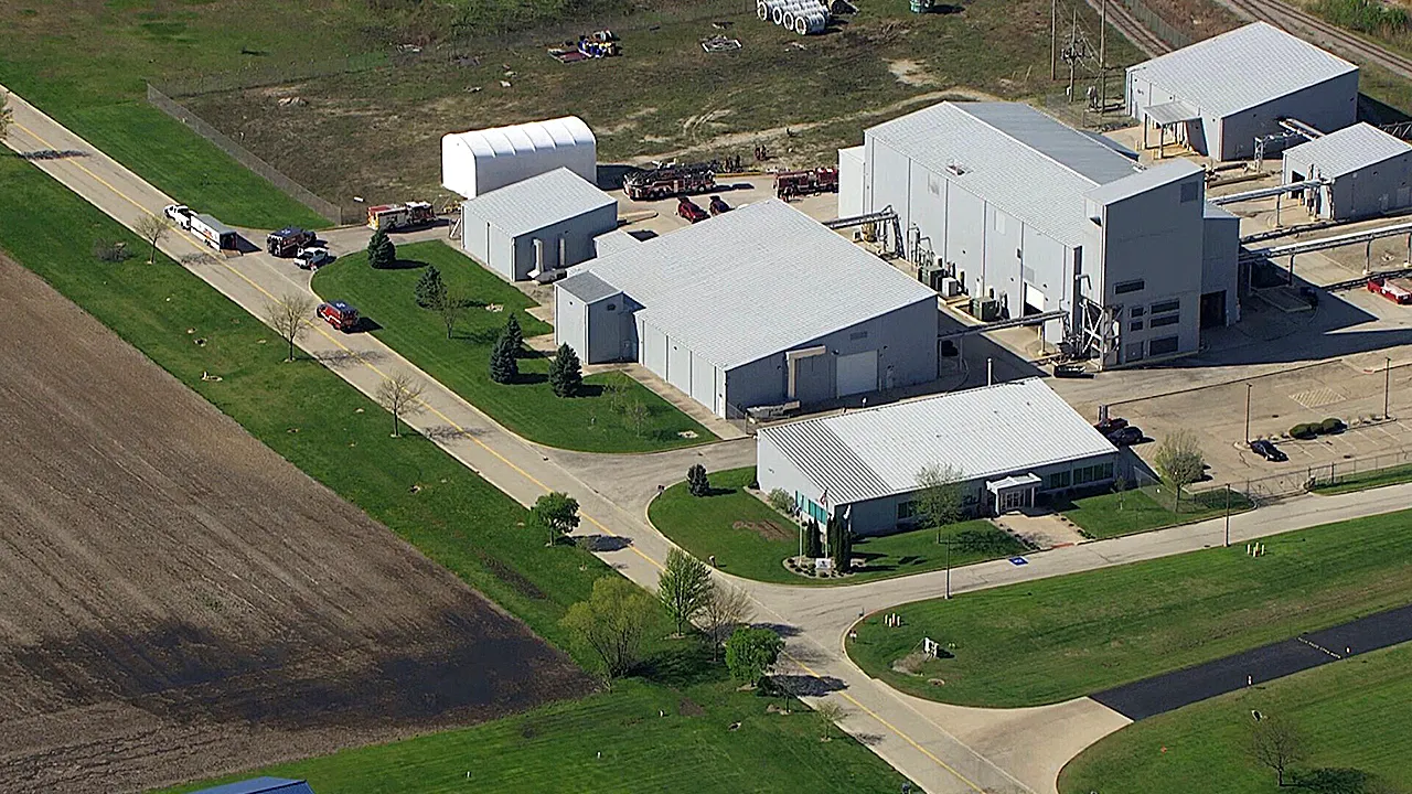 Chemical explosion in Ottawa, Illinois injures two people