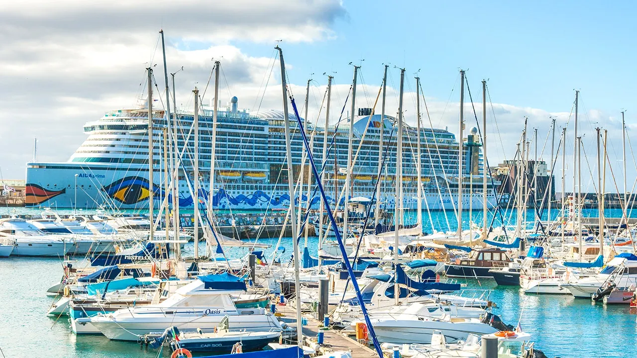 Child admitted to the hospital after falling on a cruise ship in Funchal, Madeira