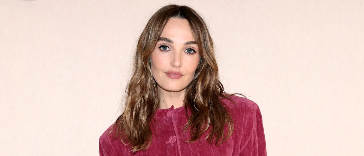 Chloe Fineman from 'Saturday Night Live' under fire for revealing she pulled down a boy's pants while caring for him