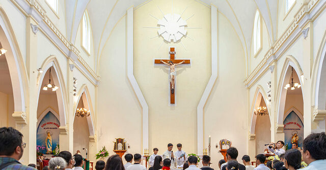 Court Dismisses IRS Deal Permitting Churches to Support Candidates