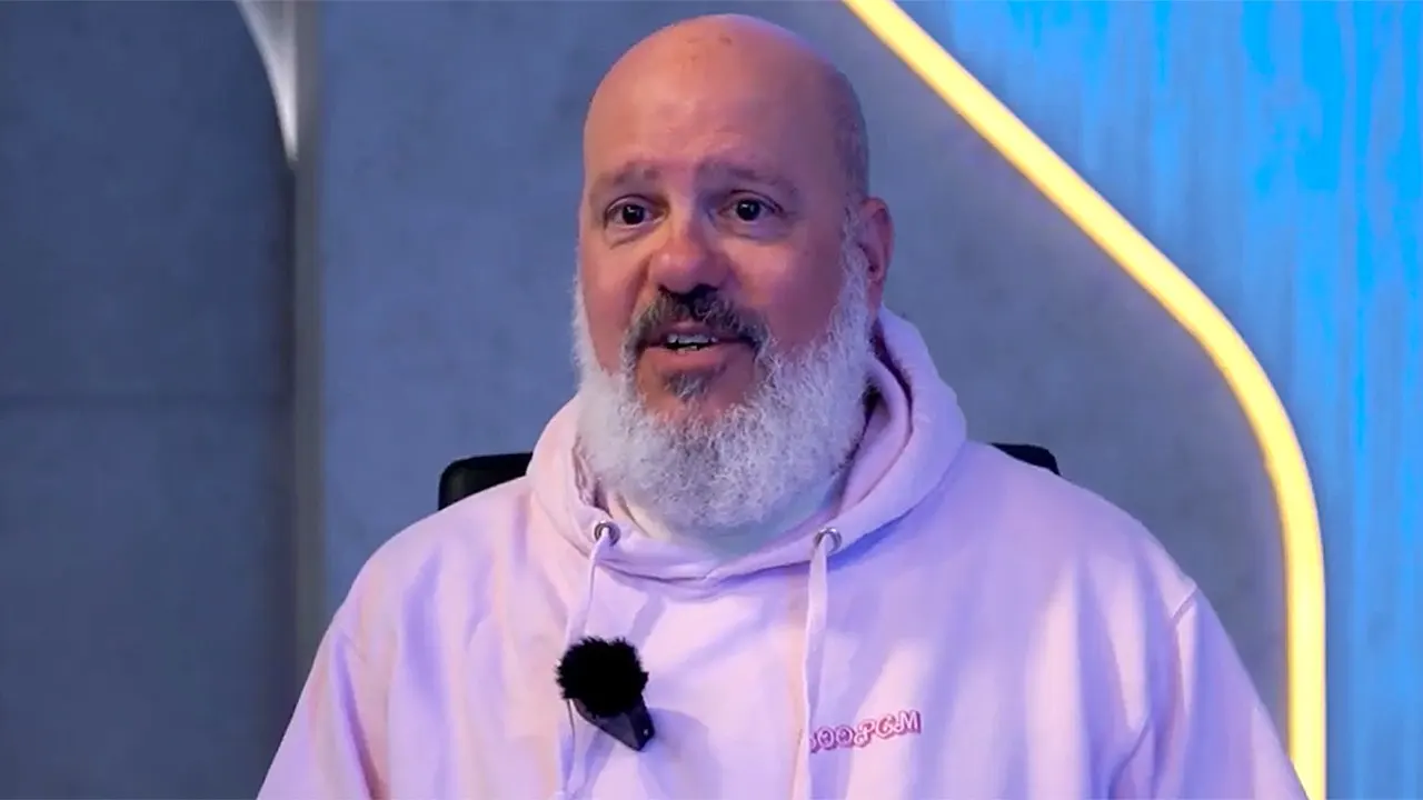 David Cross believes that standup comedy will stay protected from AI for the foreseeable future.